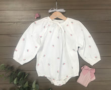 Load image into Gallery viewer, Rose bud summer floral romper