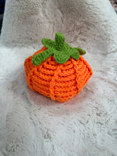 Load image into Gallery viewer, Pumpkin hat
