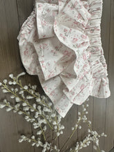 Load image into Gallery viewer, Floral bloomers
