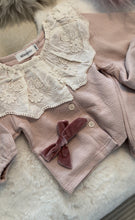 Load image into Gallery viewer, Two piece frill neckline pink/Cream suit
