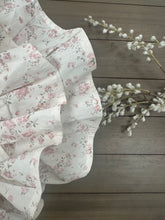 Load image into Gallery viewer, Floral bloomers
