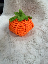 Load image into Gallery viewer, Pumpkin hat
