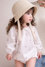 Load image into Gallery viewer, Summer crotchet bonnet
