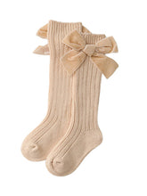 Load image into Gallery viewer, Beige baby knee socks with velvet bow
