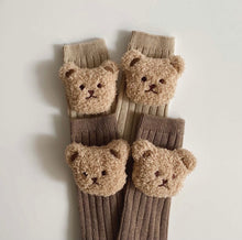 Load image into Gallery viewer, Teddy socks
