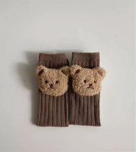 Load image into Gallery viewer, Teddy socks
