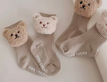 Load image into Gallery viewer, Teddy socks
