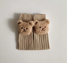 Load image into Gallery viewer, Teddy socks
