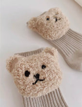 Load image into Gallery viewer, Teddy socks
